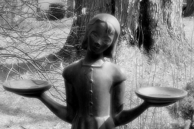 A Walk Through The Book Midnight in the Garden of Good and Evil - Tour Logistics and Details