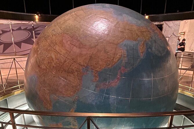 A Walking Tour of 42nd Street - Who Will Love This Tour?