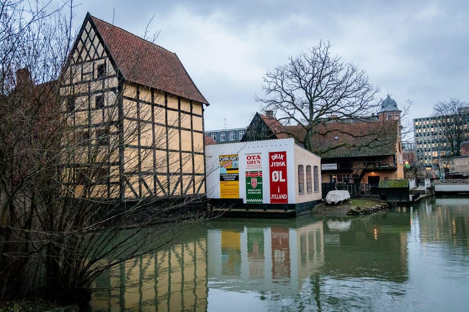 Aarhus Walking Tour: From Viking Village to Metropolis - Key Points