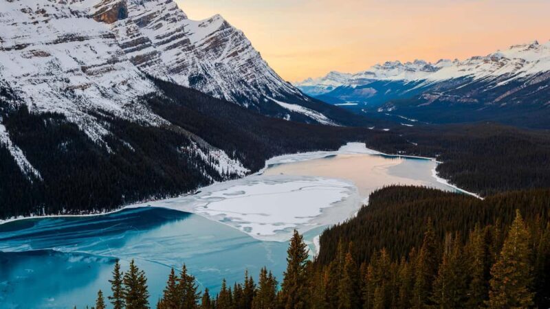 Abraham ice bubble lake/Sunwapta Falls Peyto Lake Bow Lake - A Closer Look at the Tour Itinerary
