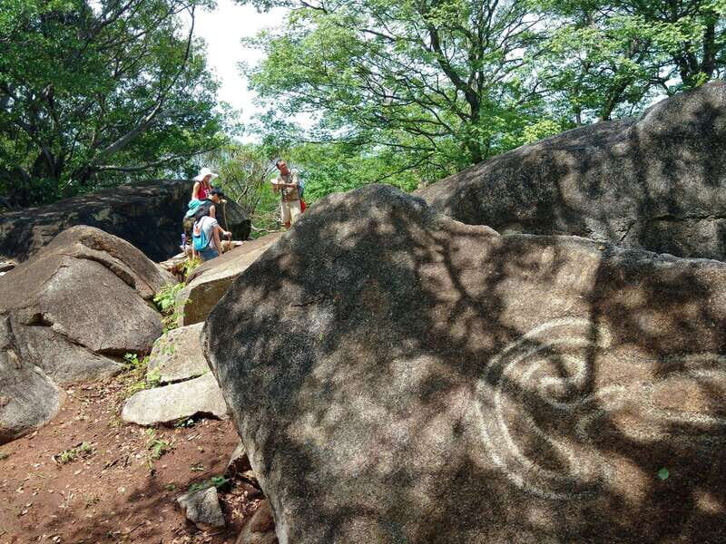 -Acapulco: Palma Sola Petroglyphs Experience Market + Lunch - Frequently Asked Questions