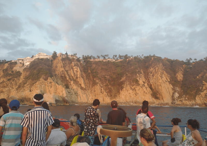 Acapulco: Sunset Party Boat Tour with Open Bar - Why This Sunset Boat Tour Stands Out