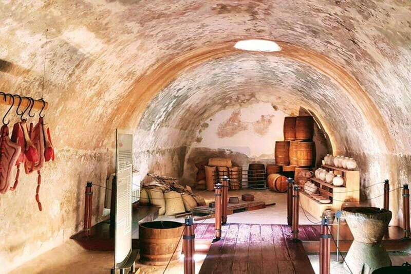 -Acapulco: Walking Tour with Museum, Fort, and Cliff Divers - A Practical and Authentic Look at the Tour