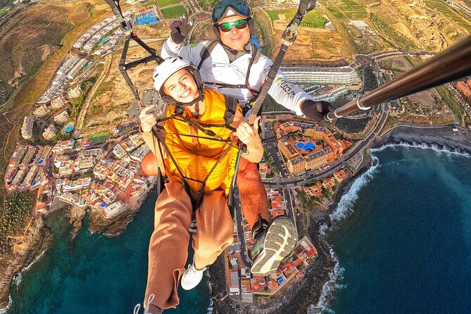 Acrobatic Paragliding Tandem Flight above south Tenerife - The Experience Level and Who Will Love It