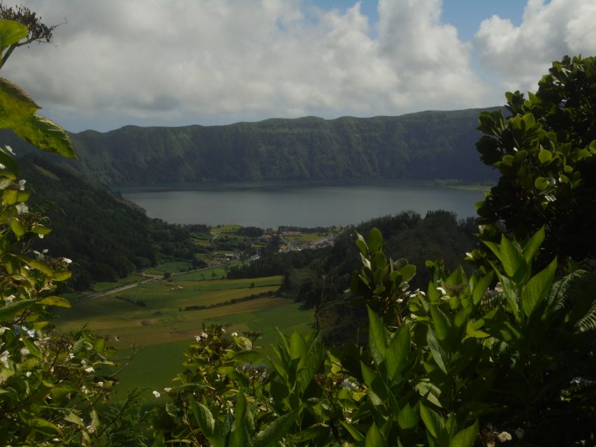 Adapted Van Tour - Sete Cidades/Lagoa Do Fogo (Full Day) - Wheelchair Accessibility