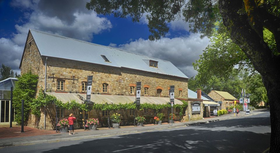 Adelaide: Adelaide Hills and Hahndorf Guided Tour With Lunch - Key Points