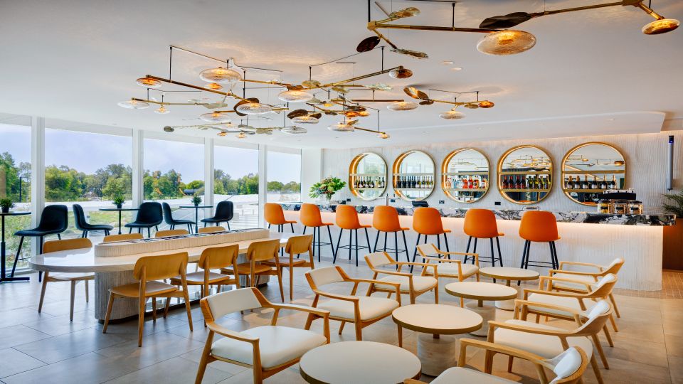 Adelaide Airport (ADL): Plaza Premium Lounge Entry - Booking and Reservation Details