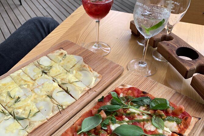 Adelaide Couples Tour: Penfolds(World #2) Visit Hahndorf & Lunch - FAQs