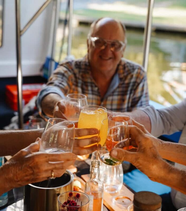 Adelaide: Kangaroo Island Spirits Gin Tasting Cruise - The Bar and Additional Options
