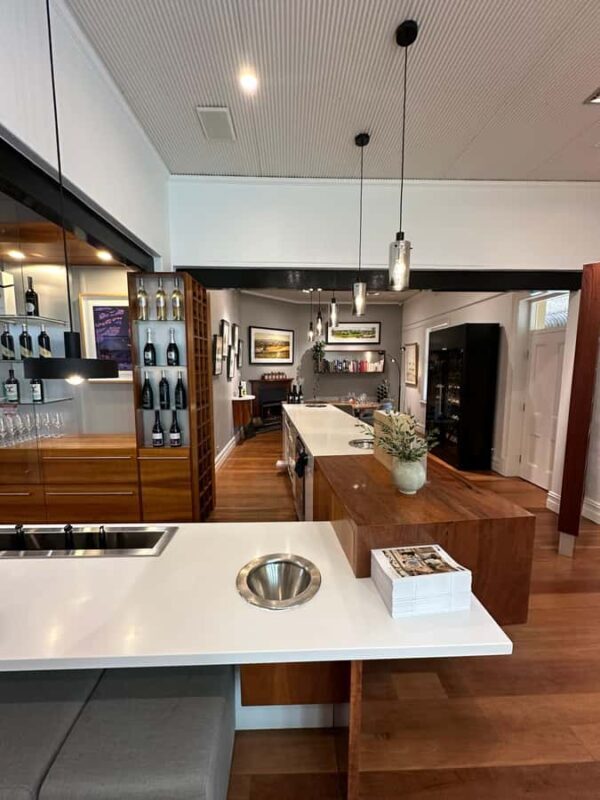 Adelaide: Private Boutique Wine Tasting & Sightseeing Tour - Key Points