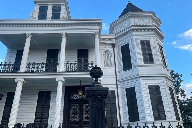 Adults-Only Garden District Cemetery Anne Rice True Crime Tour - The Sum Up