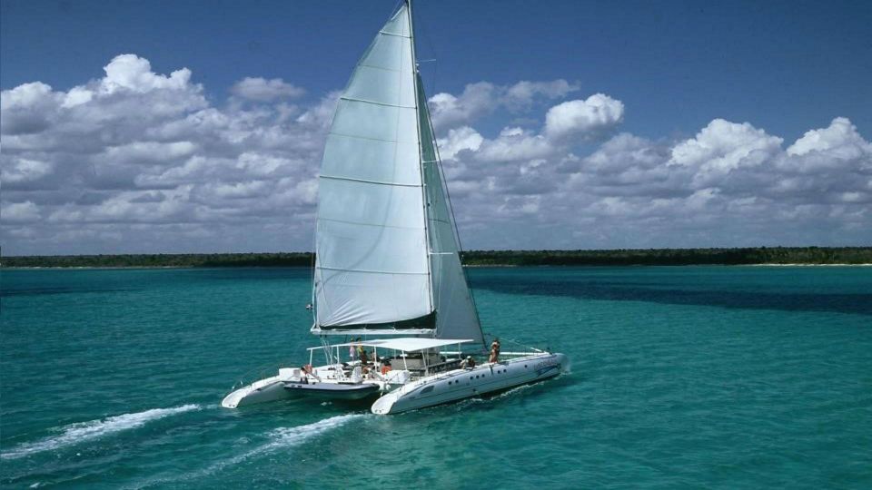 Adventure on Saona Island From Punta Cana / Lunch Included - Delightful Lunch and Refreshing Beverages