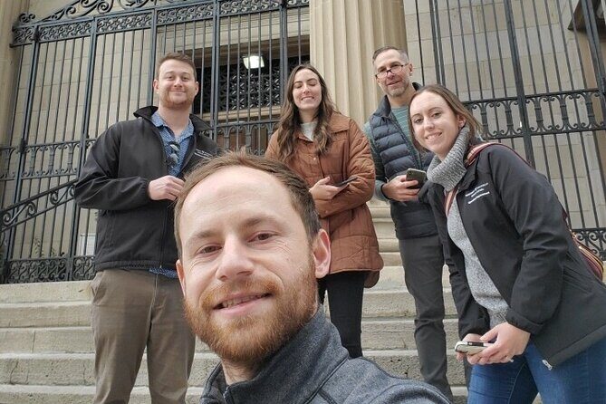 Adventurous Downtown Scavenger Hunt in Detroit - What Is the Crazy Dash Downtown Scavenger Hunt?