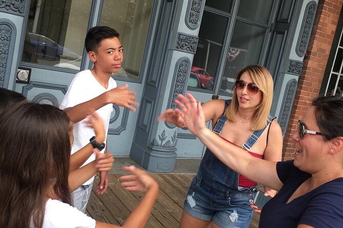 Adventurous Scavenger Hunt in Downtown Las Vegas - Accessibility and Participation