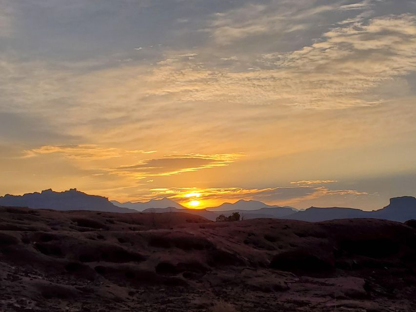 Afternoon Arches National Park 4x4 Tour - Tour Exclusions