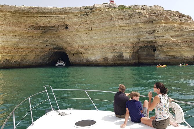 Afternoon Cruise Sunseeker Portofino 53 - Onboard Comforts and Refreshments