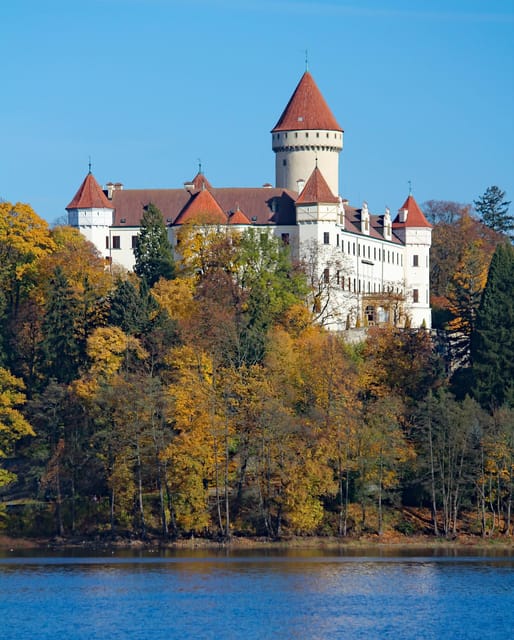 Afternoon Tea at Konopit Castle: Aristocratic Tradition - A Closer Look at the Experience