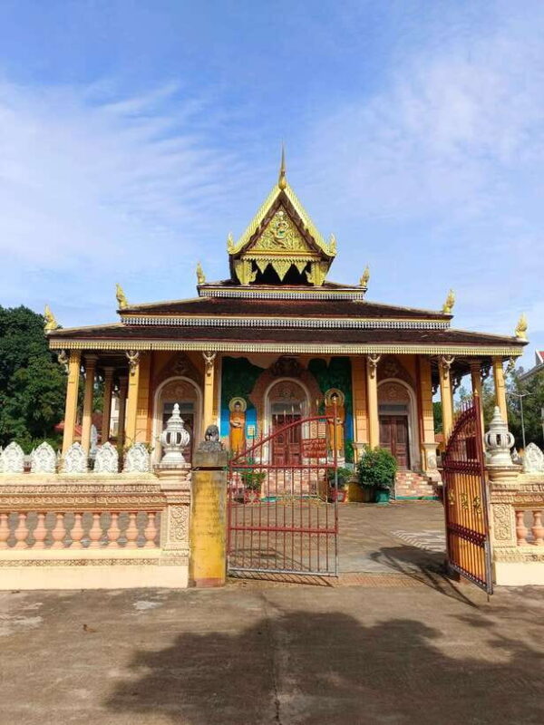 Afternoon tour through Battambang, Local area and landmarks - An Overview of the Tour: What’s Included and What to Expect