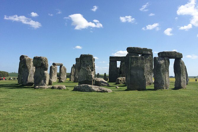Afternoon Trip London to Stonehenge in a Private Vehicle - Introduction