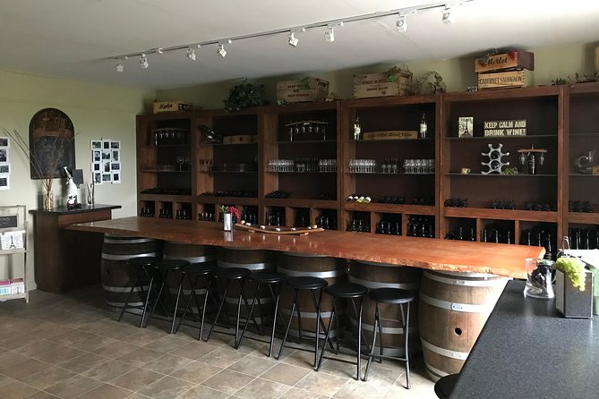 Afternoon Wine, Beer & Charcuterie Tour - Customer Experience