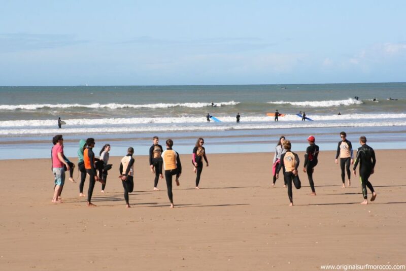 Agadir: Taghazout Beach Surf Lesson With Lunch and Transfer - Instruction and Supervision