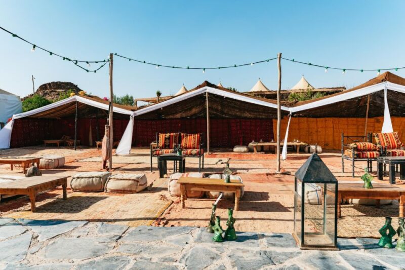 Agafay Desert Premium Dinner Under the Stars With a Show - Unique Dining Experience