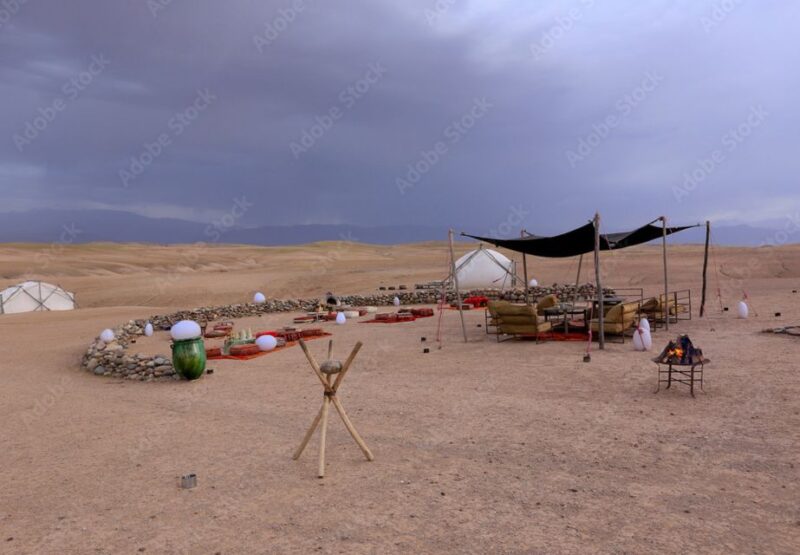 Agafay Guided Camel Riding and Dinner Under Stars - Good To Know