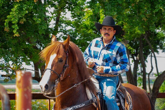 Agaves and Tequila Horseback Ride in El Arenal Jalisco - Practical Considerations: Price, Duration, and Logistics