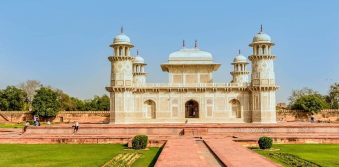 Agra Overnight Tour With Taj Mahal & Fatehpur Sikri - Inclusions and Exclusions