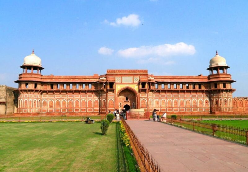 Agra: Private Taj Mahal And Agra Fort Guided Tour by Car - What to Bring