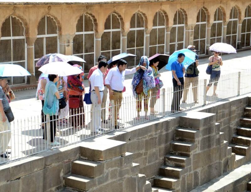 Agra to Jaipur Cab via Fatehpur Sikri & Abhaneri Stepwell - Frequently Asked Questions