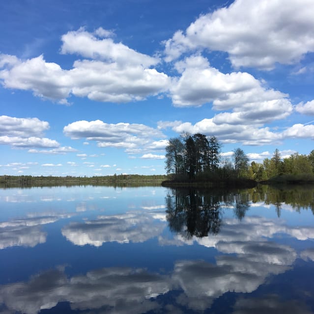 Agunnaryd: Kayak Rental with Life Jacket & Paddle - Key Points