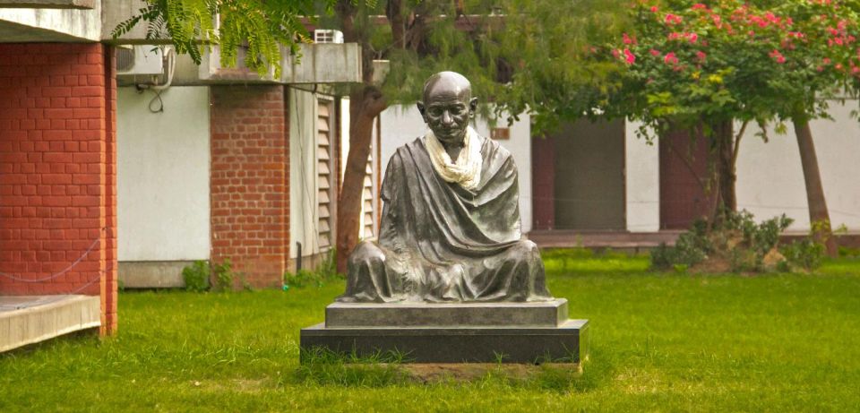 Ahmedabad: City Tour for an Immersive Cultural Experience - Must-See Attractions