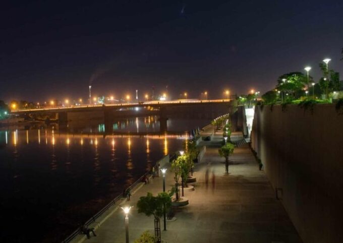 Ahmedabad Night Walk (2 Hours Guided Walking Tour) - Tips for Enjoying Your Walk
