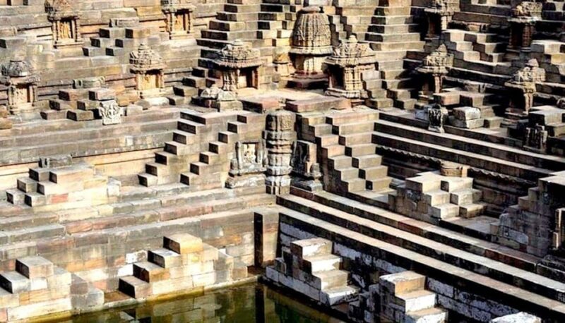 Ahmedabad: Sun Temple of Modhera & Queens Stepwell Day Trip - Nearby Attractions