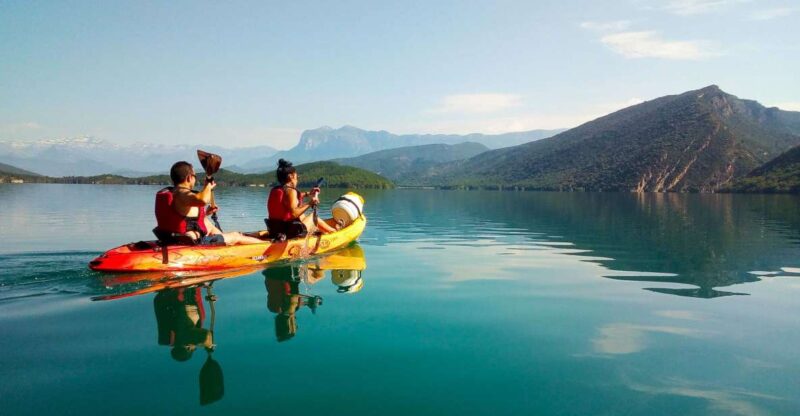 Ainsa: 3-Hour Guided Kayaking Tour on Lake Mediano - Discovering the Submerged Village of Mediano