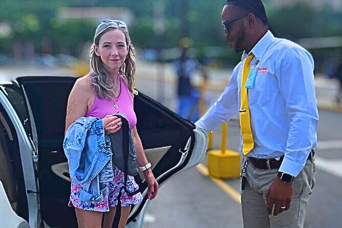 AirBnB/Hotel MBJ Airport Shuttle to all areas -one way/round trip - Key Points