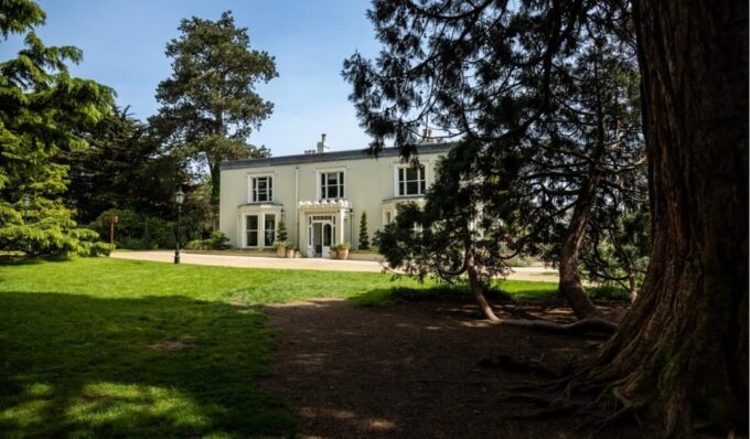 Airfield Estate: General Admission - On-Site Dining Options