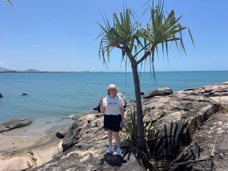 Airlie Beach: Beautiful Bowen Beaches and Seafood Day Trip. - Key Points  