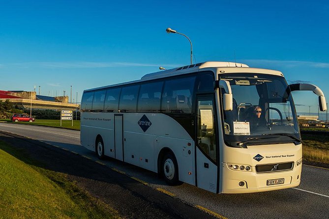 Airport Express Shared Departure Transfer From Reykjavik Hotels to Keflavik Airport - Accessibility Features and Limitations