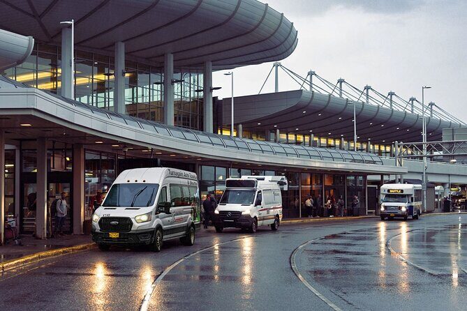 Airport Hotel Shuttle in Anchorage - Key Points