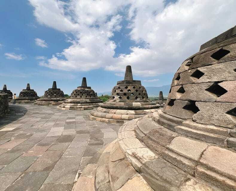 Airport Pickup Continued Borobudur & Prambanan Temple Tour - Transitioning to Prambanan: The Hindu Marvel
