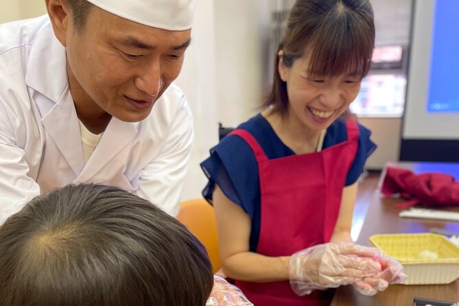 Airport Sushi Experience! Make the Most of Your Transit! - Maximizing Your Transit Time With the Sushi Experience