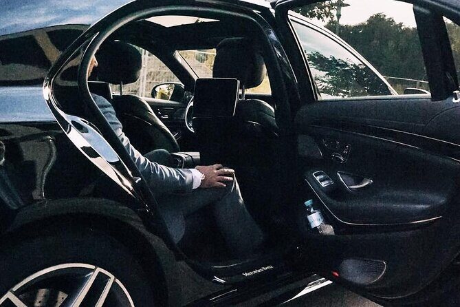 Airport Transfer: Airport ADL to Adelaide by Business Car - Why Choose the Adelaide Airport Transfer by Business Car?