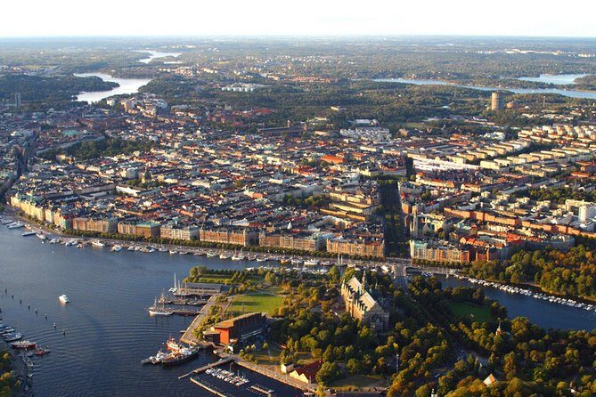Airport Transfer: Airport ARN to Stockholm by Business Car - FAQ