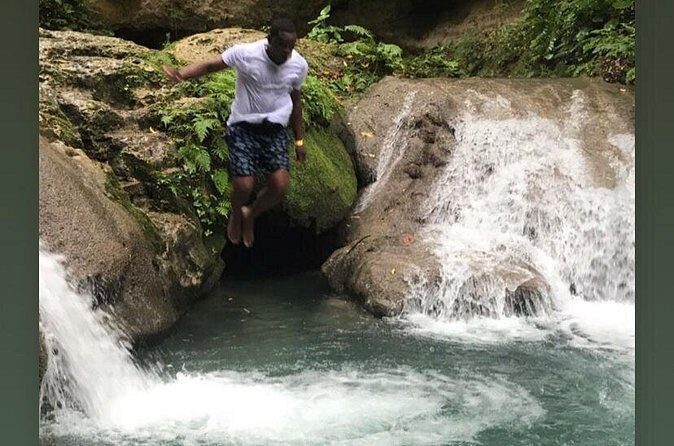 Airport Transfer from MBJ to negril - A Detailed Look at the Transfer Experience