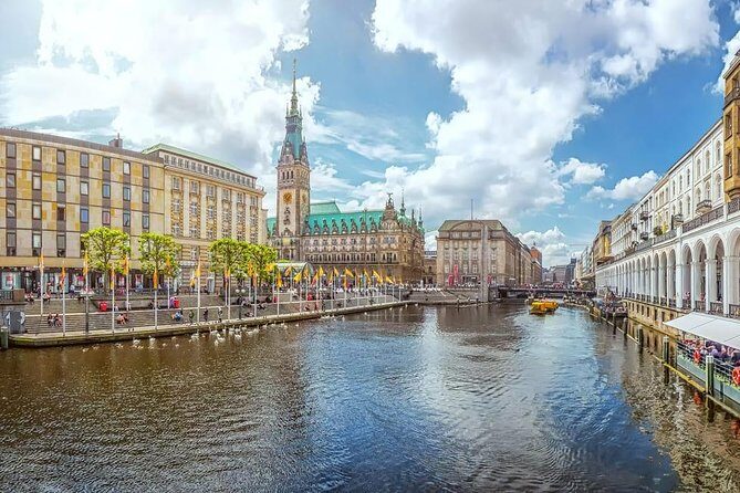 Airport Transfer: Hamburg Airport HAM to Hamburg by Business Car - An In-Depth Look at Hamburg Airport Transfers