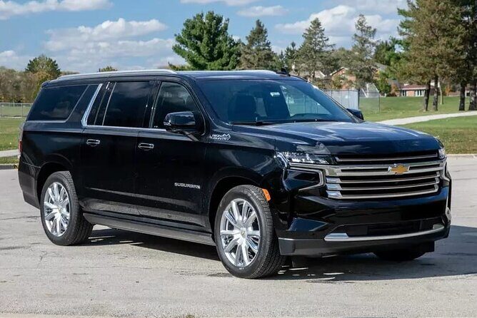 Airport Transfer: Mexico to Mexico Airport NLU by Luxury SUV - The Experience in Detail