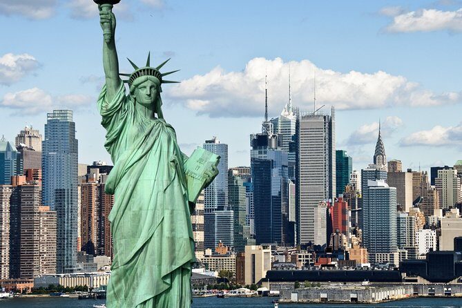 Airport Transfer: New York to Newark Airport EWR by Business Car - The Practicalities: Timing, Price, and Service