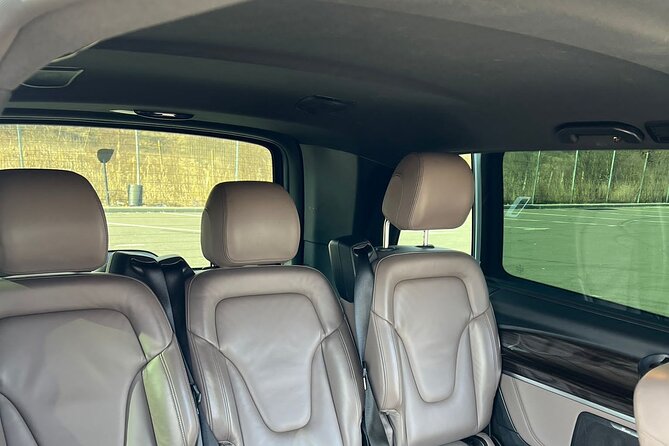 Airport Transfer -One Way Bucharest Otopeni Henri Coandă Airport - Convenience and In-vehicle Amenities